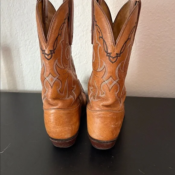 Tony Lama Tan Leather Cowboy Boots